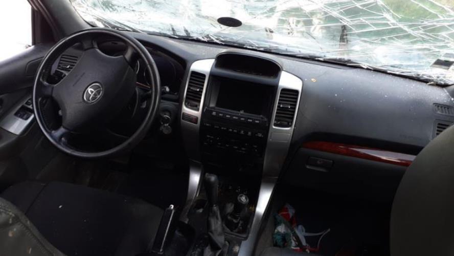 Image Pont avant complet - TOYOTA LAND CRUISER 4 J120