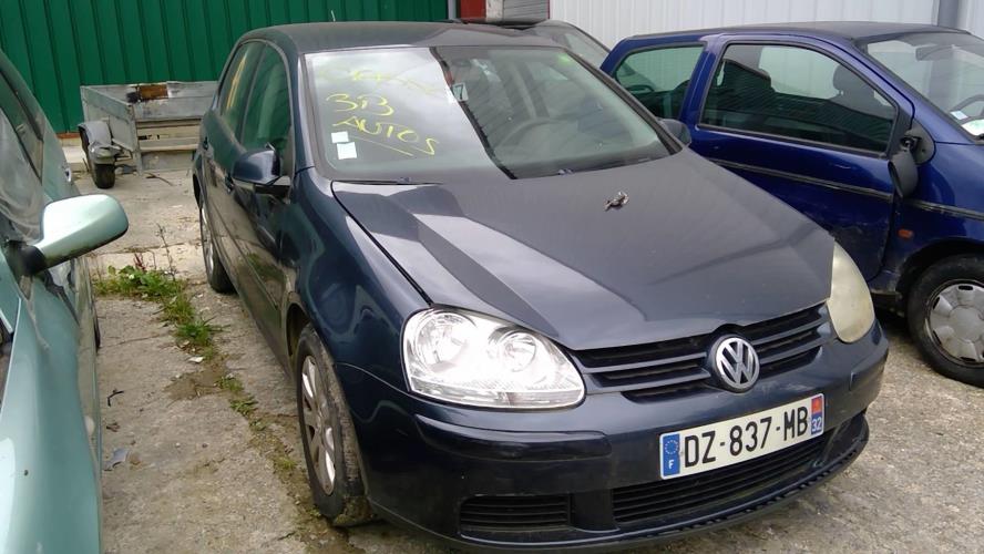 Image Pare choc arriere - VOLKSWAGEN GOLF 5