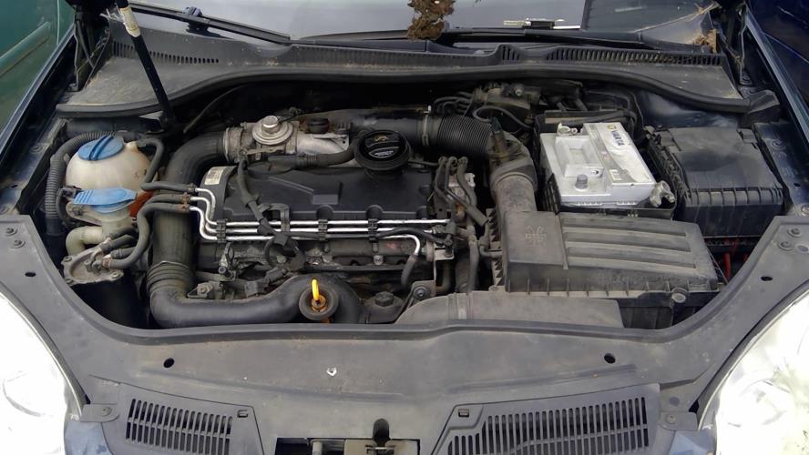 Image Pare choc arriere - VOLKSWAGEN GOLF 5