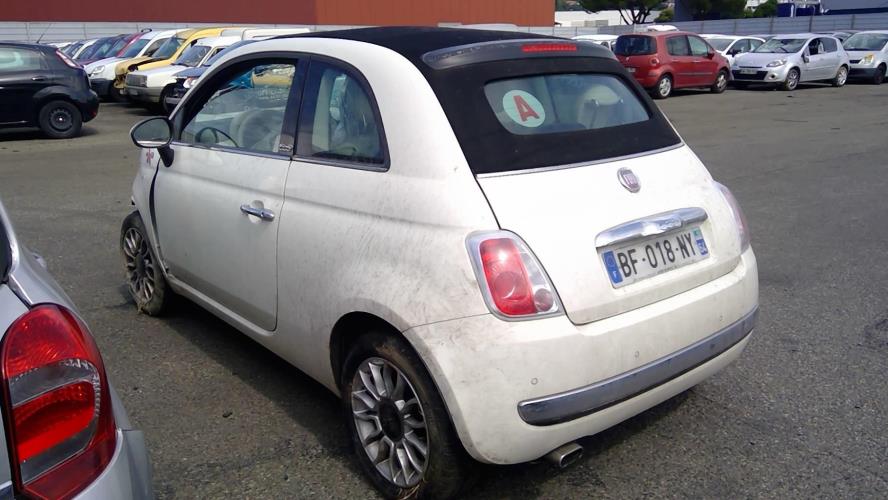 Image Trappe d'essence - FIAT 500 2