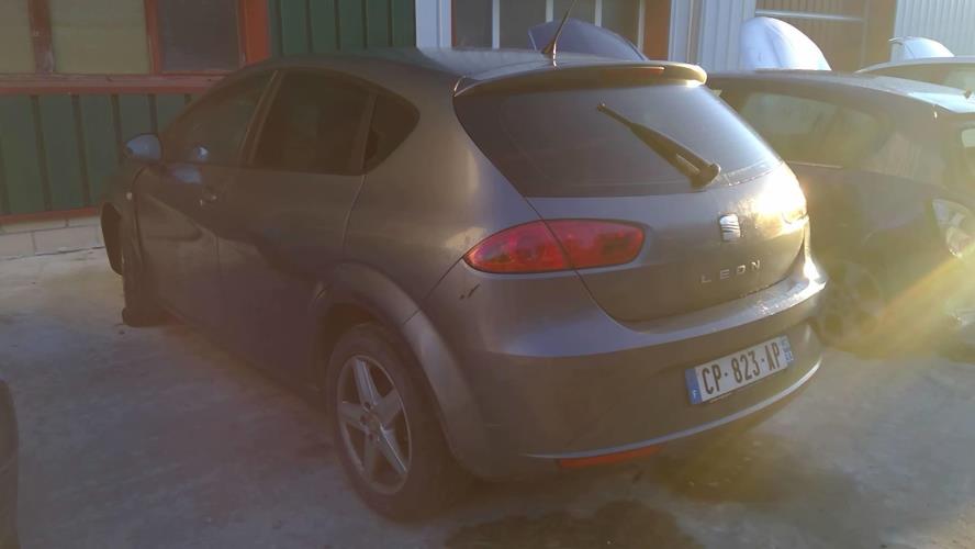 Image Feu arriere principal gauche (feux) - SEAT LEON 2