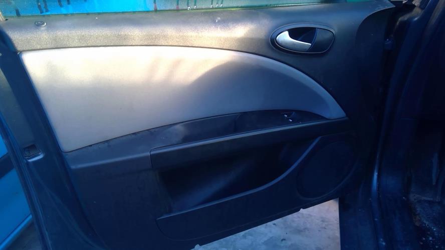 Image Feu arriere principal gauche (feux) - SEAT LEON 2