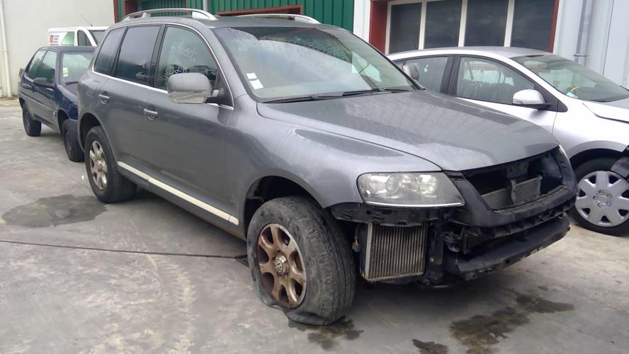 Image Pare choc arriere - VOLKSWAGEN TOUAREG 1