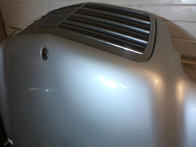 Image Capot - MERCEDES CLASSE E 210