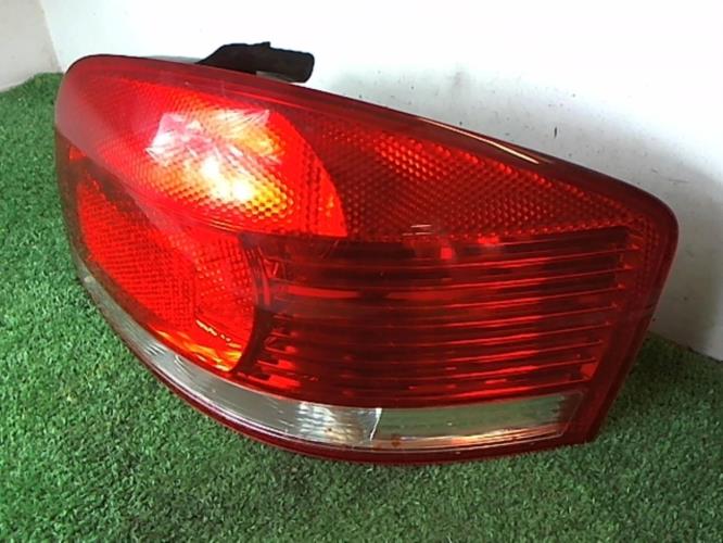 Image Feu arriere principal droit (feux) - AUDI A3 2