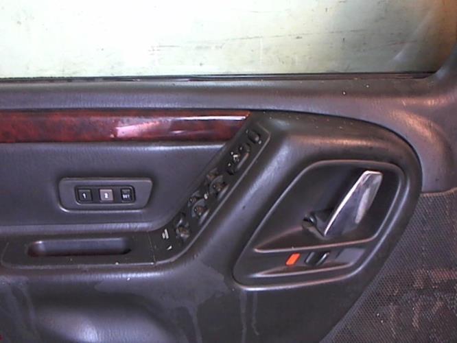 Image Porte avant gauche - JEEP GRAND CHEROKEE 1