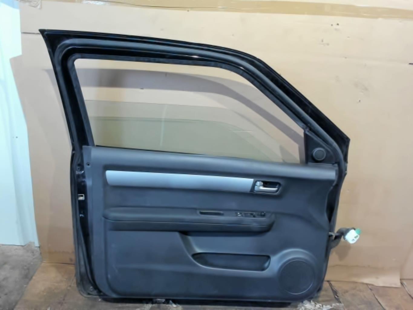 Portiera anteriore sinistra SUZUKI SWIFT 3 Diésel - 1