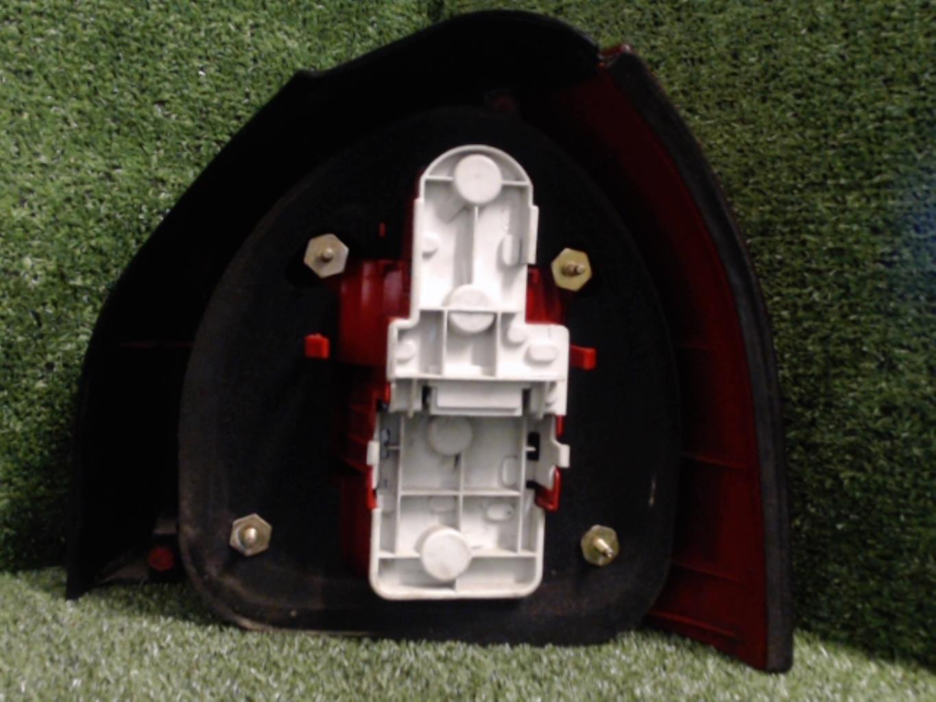 Fanale posteriore principale sinistro (luci) AUDI A3 1 PHASE 2 Diésel - 1