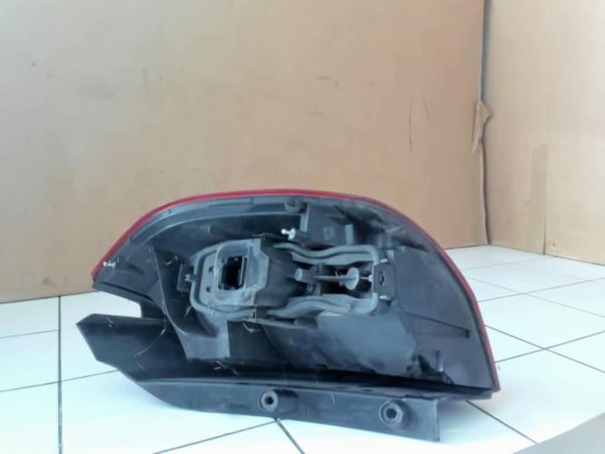 Image Feu arriere principal gauche (feux) - RENAULT SCENIC 2
