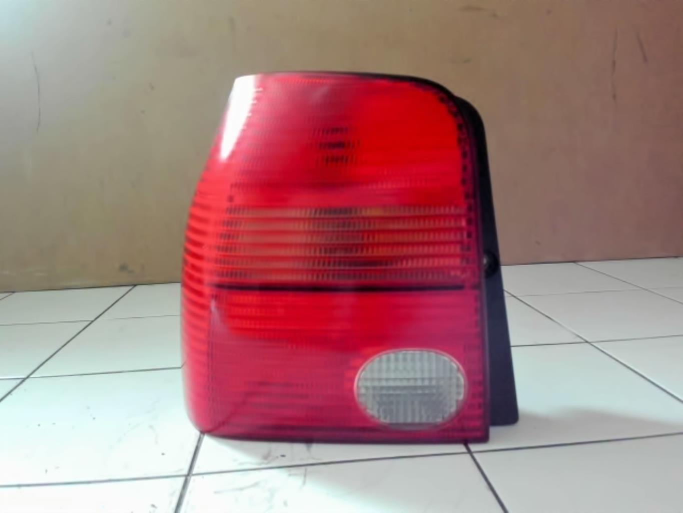 Fanale posteriore principale sinistro (luci) VOLKSWAGEN LUPO Diésel - 1