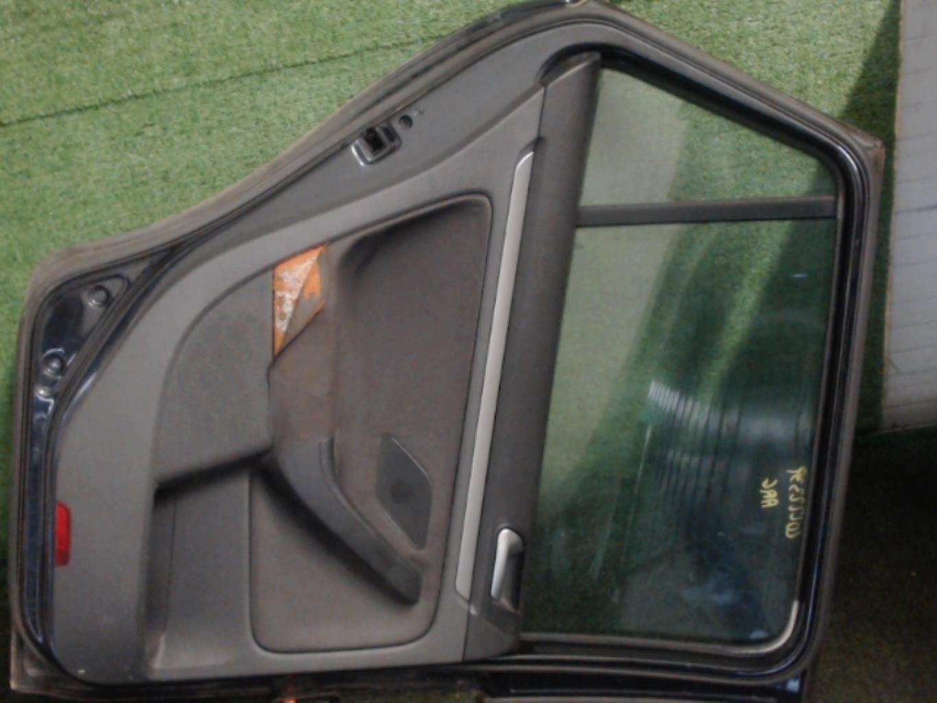 Portiera posteriore sinistra VOLKSWAGEN GOLF 5 BREAK Diésel - 1