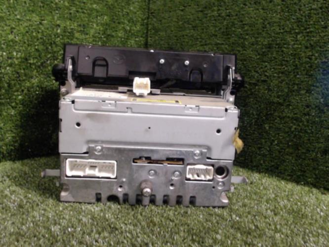 Image Autoradio d'origine - MAZDA 3 1