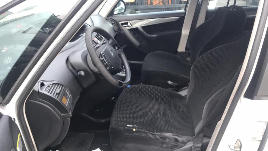 Image Pare choc arriere - CITROEN C4 GRAND PICASSO 1