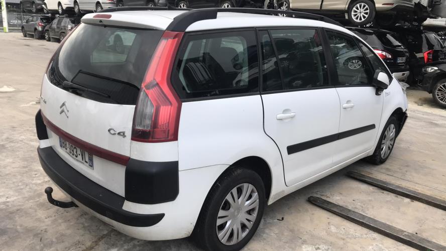 Image Pare choc arriere - CITROEN C4 GRAND PICASSO 1
