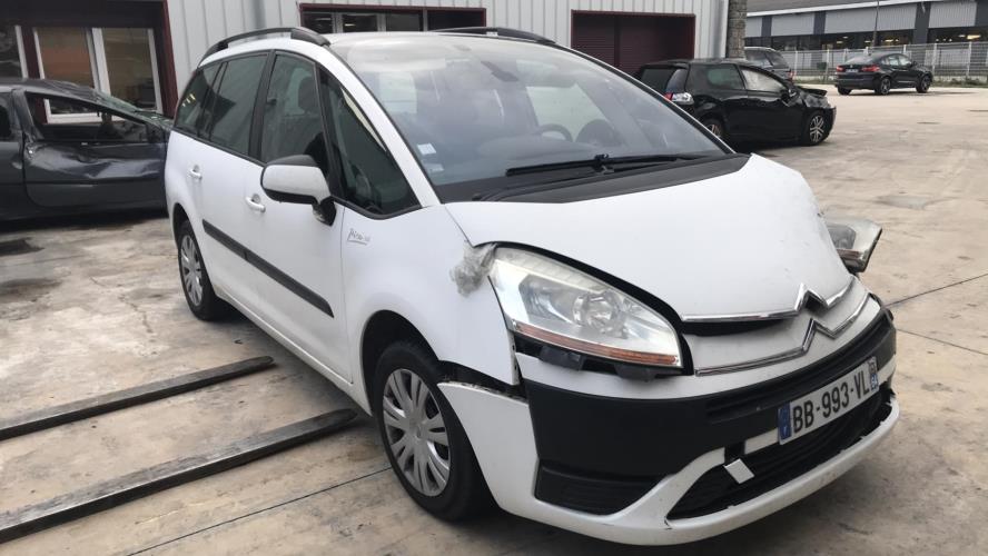 Image Pare choc arriere - CITROEN C4 GRAND PICASSO 1