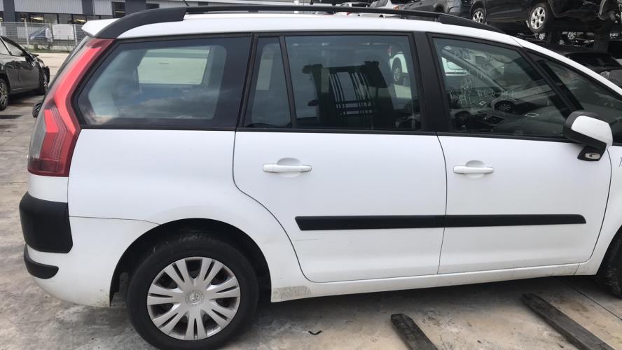 Image Pare choc arriere - CITROEN C4 GRAND PICASSO 1