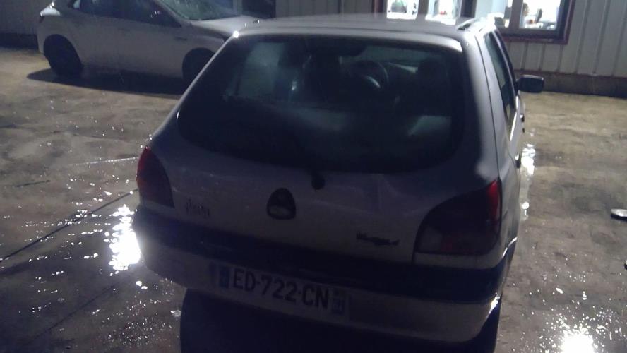 Image Optique avant principal gauche (feux)(phare) - FORD FIESTA 4