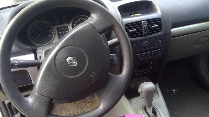 Image Porte avant droit - RENAULT CLIO 2