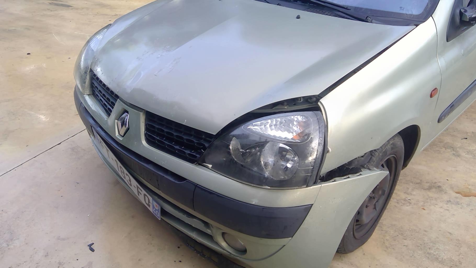 Image RENAULT CLIO 2