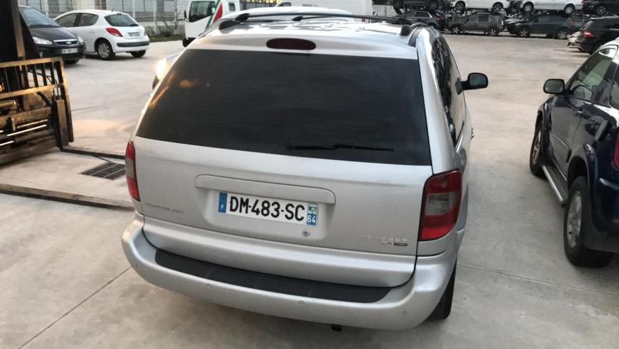 Image Pare choc avant - CHRYSLER VOYAGER 4