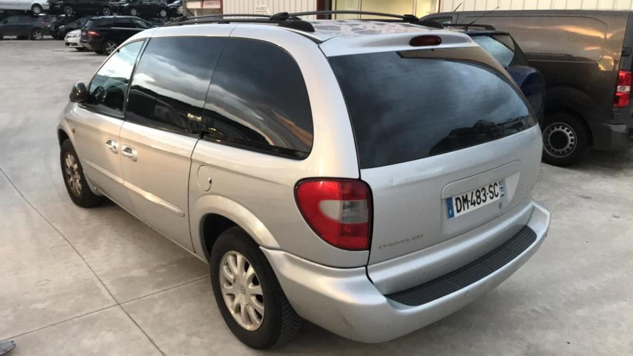 Image Pare choc avant - CHRYSLER VOYAGER 4