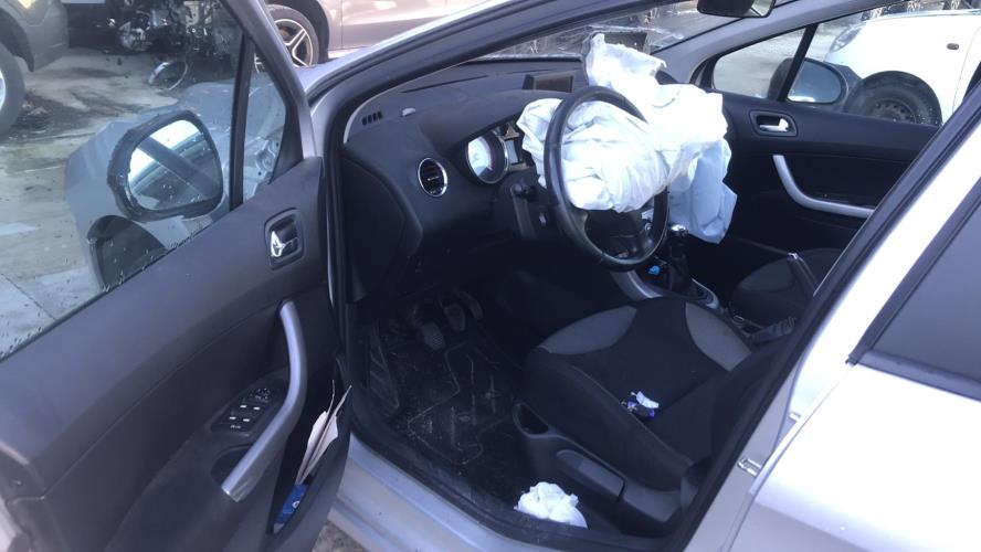 Image Ecran GPS - PEUGEOT 308 1