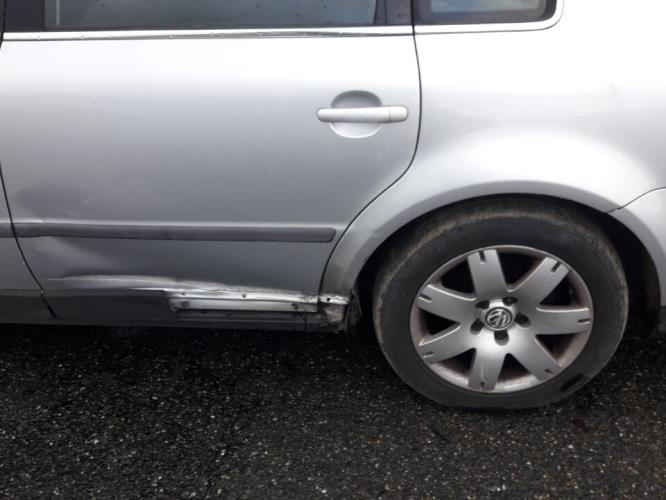 Image Capot - VOLKSWAGEN PASSAT 4