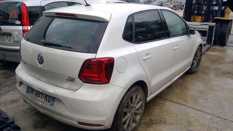 Image Feu arriere principal gauche (feux) - VOLKSWAGEN POLO 5