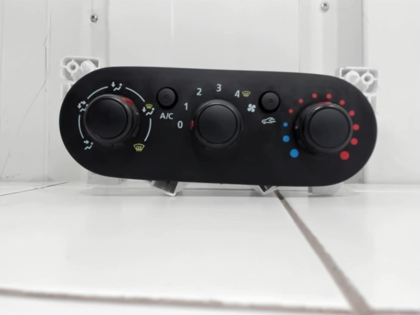 Commande chauffage FIAT TALENTO  - 1