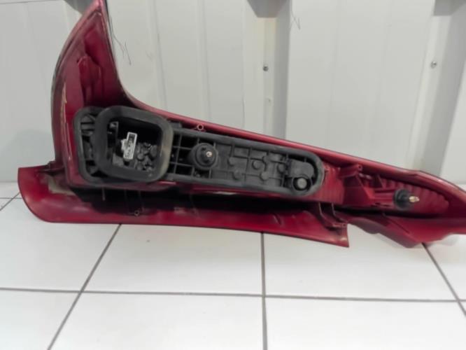 Image Feu arriere principal droit (feux) - PEUGEOT 206