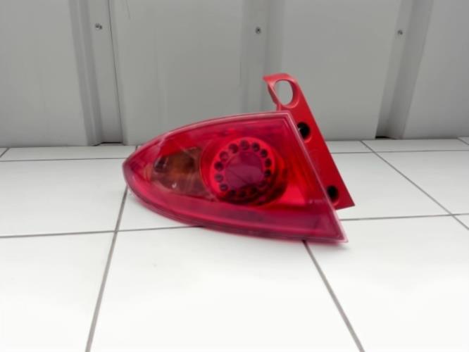 Image Feu arriere principal gauche (feux) - SEAT LEON 2