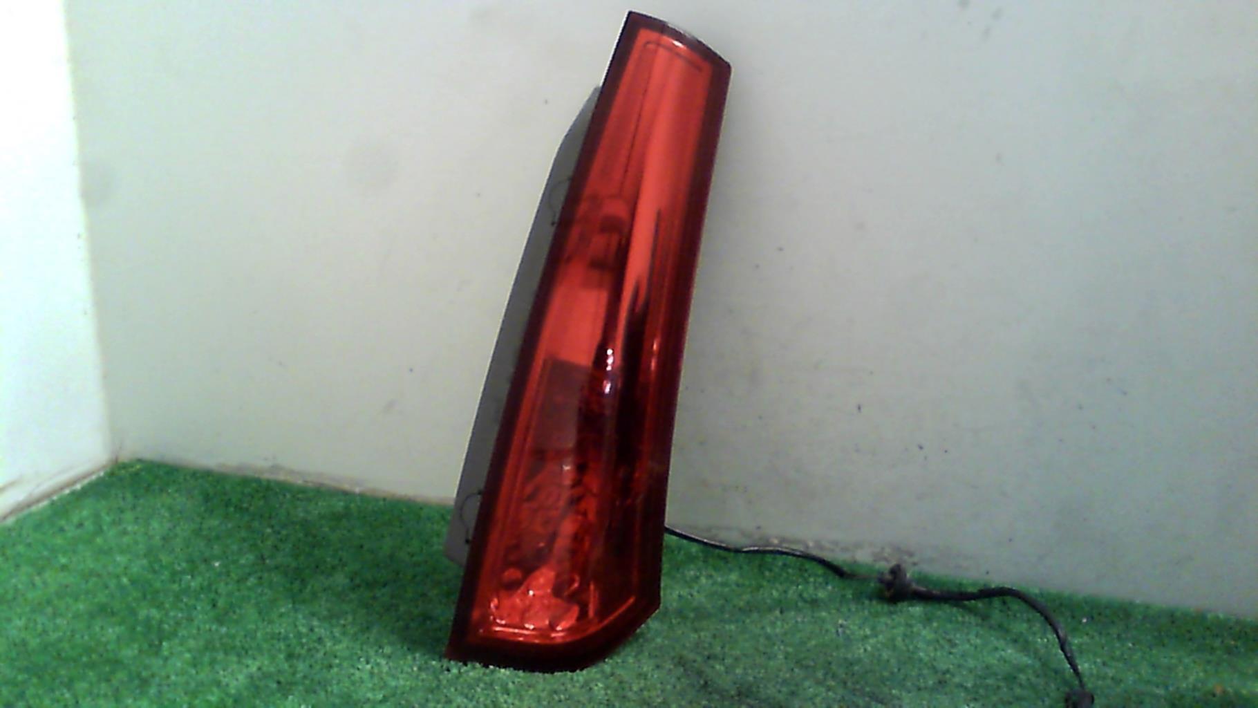 Fanale posteriore principale destro (luci) KIA CEE-D 1 SPORT WAGON PHASE 2 BREAK Diésel - 1