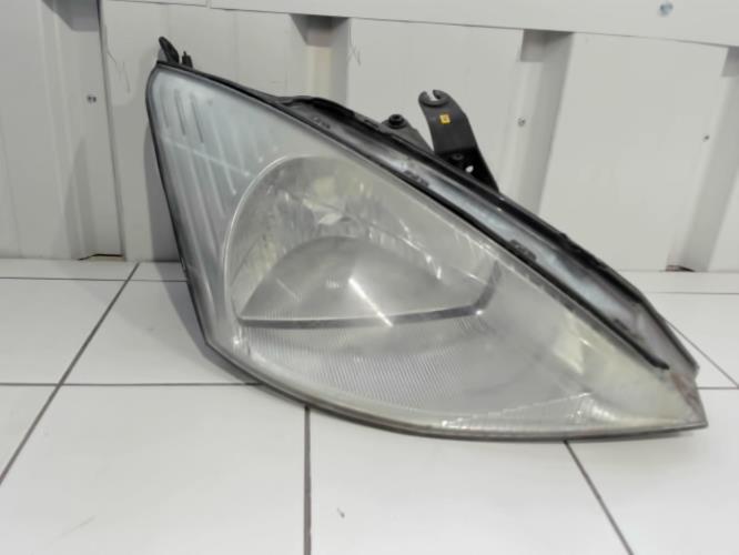 Image Optique avant principal droit (feux)(phare) - FORD FOCUS 1