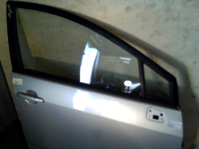 Image Porte avant droit - TOYOTA COROLLA VERSO 2