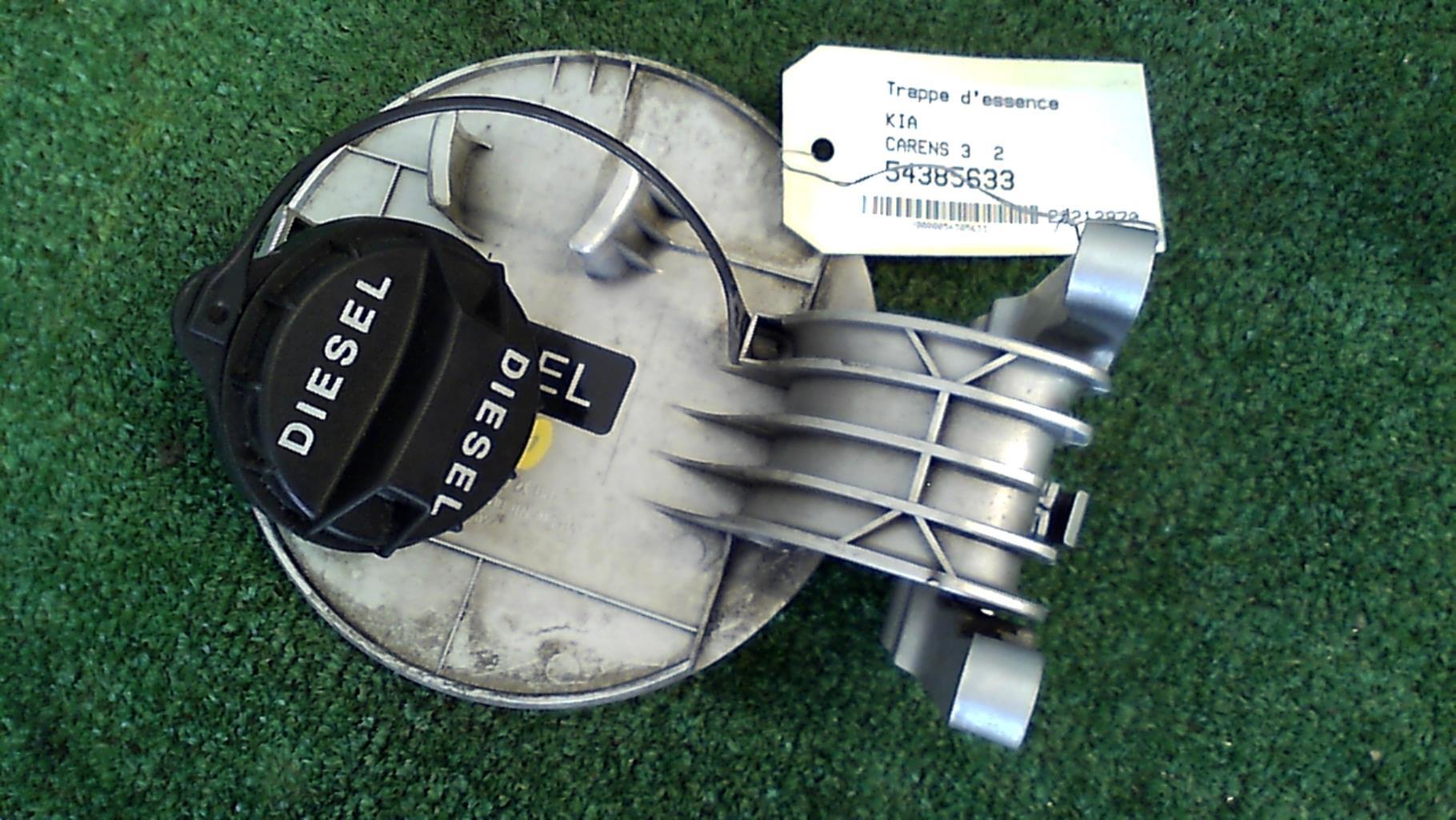 Trappe d'essence KIA CARENS 3 Diesel - 1
