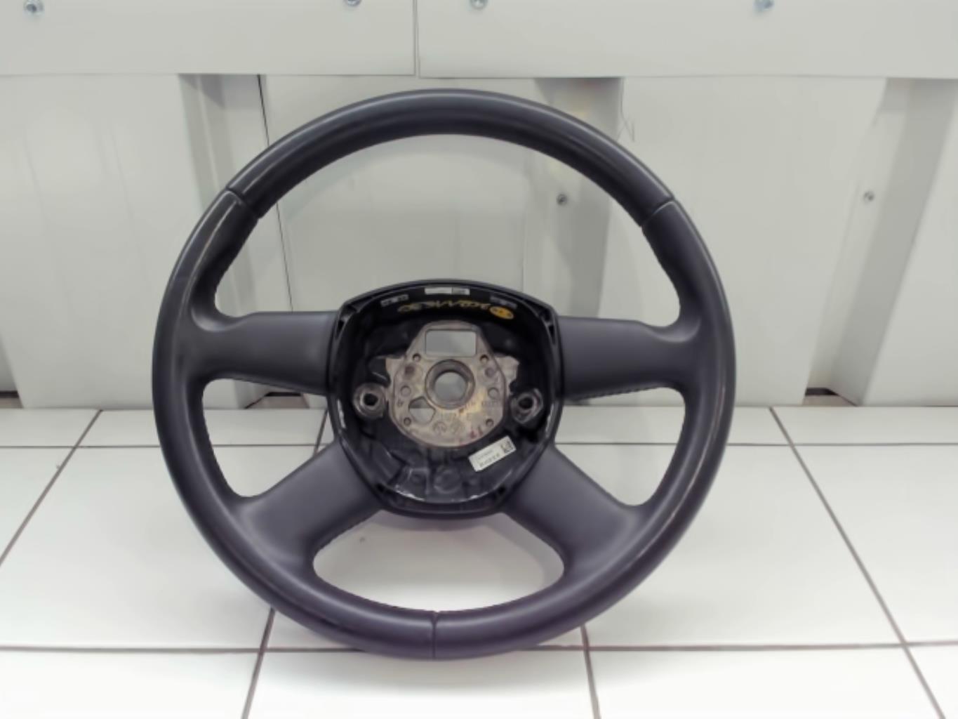 Volant AUDI A6 3 AVANT PHASE 1 BREAK Diesel - 1