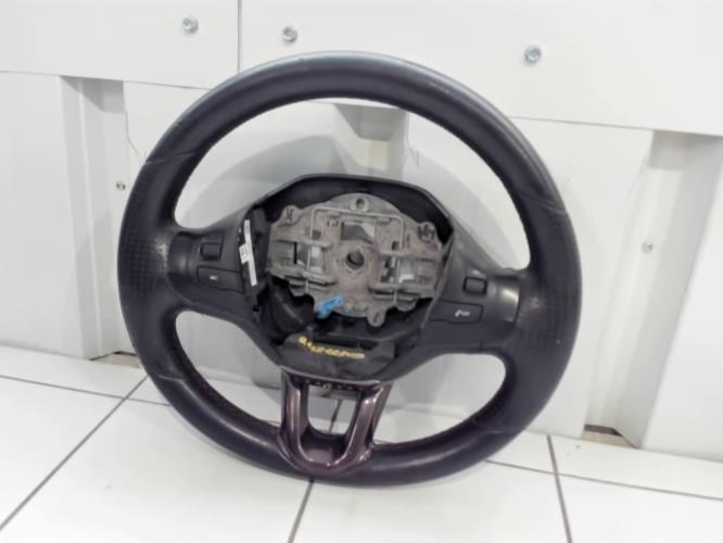Image Volant - PEUGEOT 2008 1