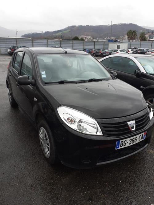 Image Capot - DACIA SANDERO 1