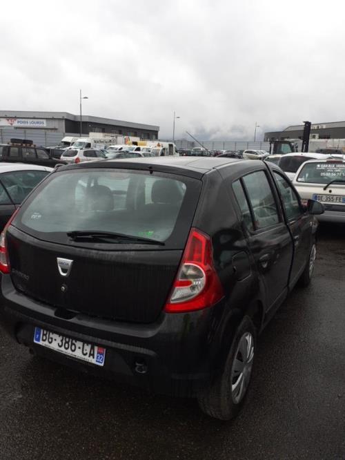 Image Capot - DACIA SANDERO 1
