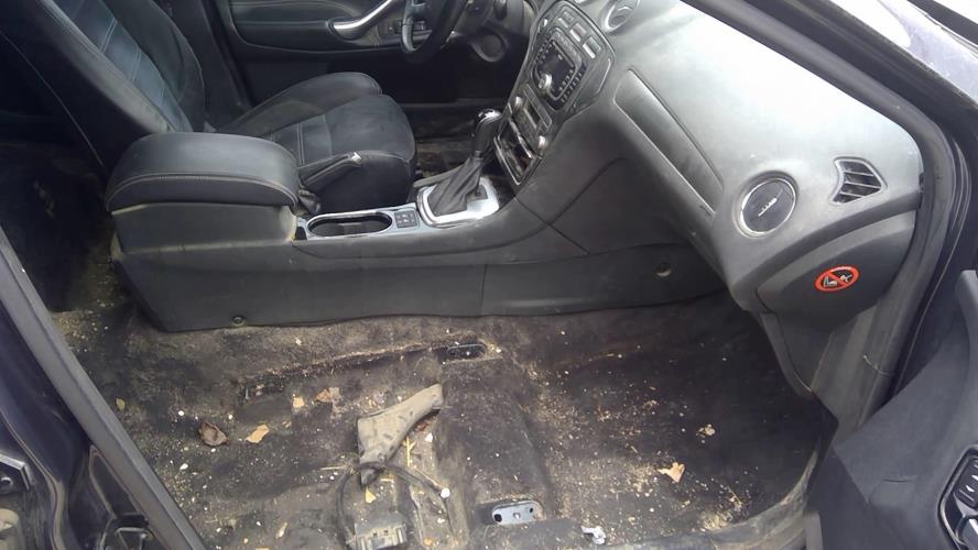Image Trappe d'essence - FORD MONDEO 3