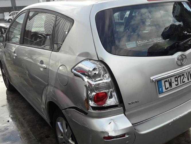 Image Porte avant droit - TOYOTA COROLLA VERSO 2