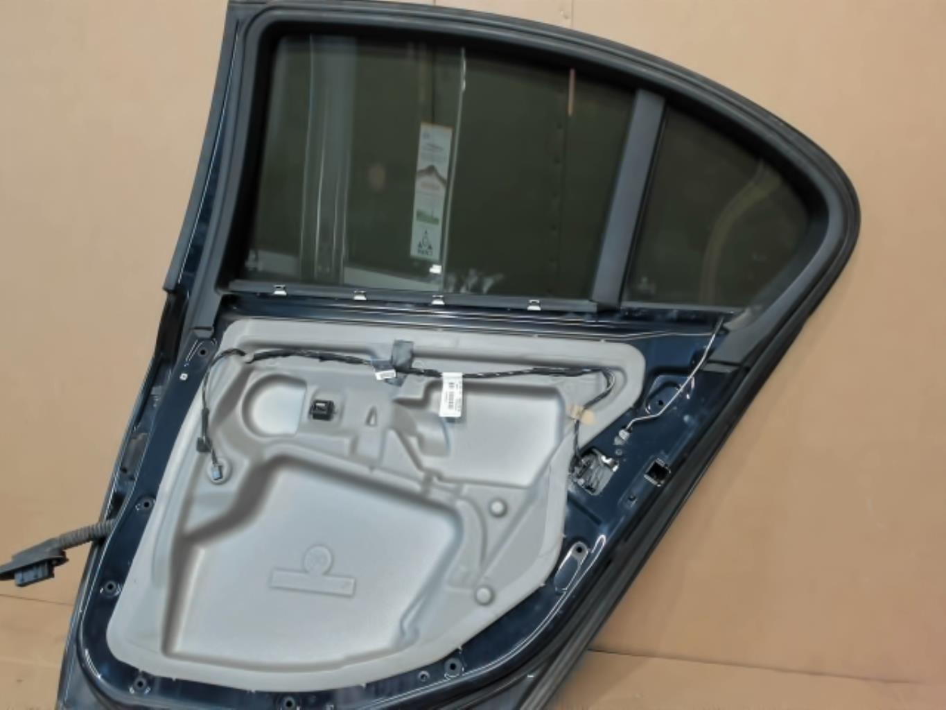 Puerta trasera derecha BMW SERIE 5 E60 PHASE 1  - 1