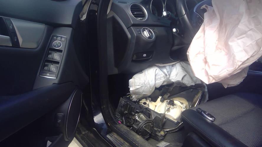Image Ecran GPS - MERCEDES CLASSE C 204