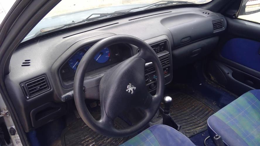 Image Plage arriere - PEUGEOT 106