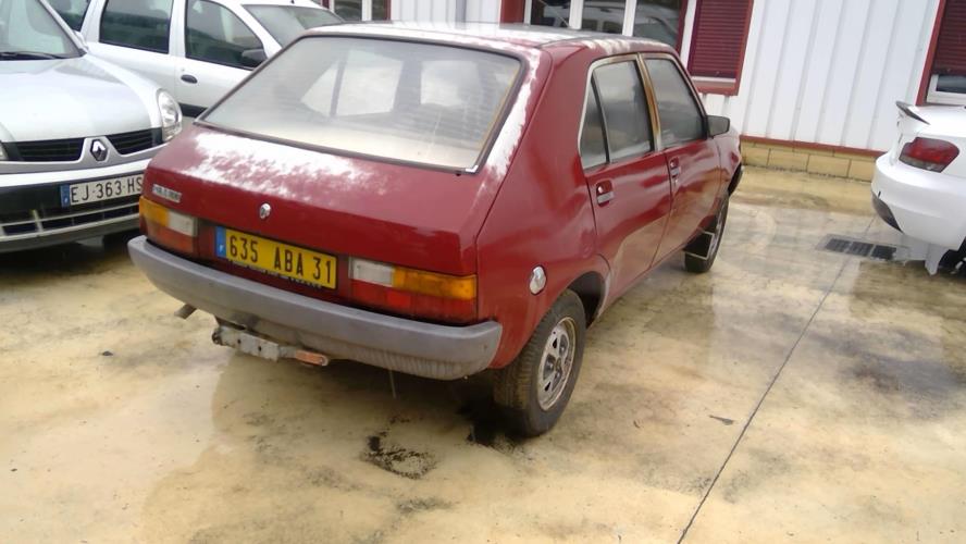 Image Malle/Hayon arriere - RENAULT R14
