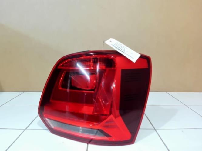 Image Feu arriere principal droit (feux) - VOLKSWAGEN POLO 5