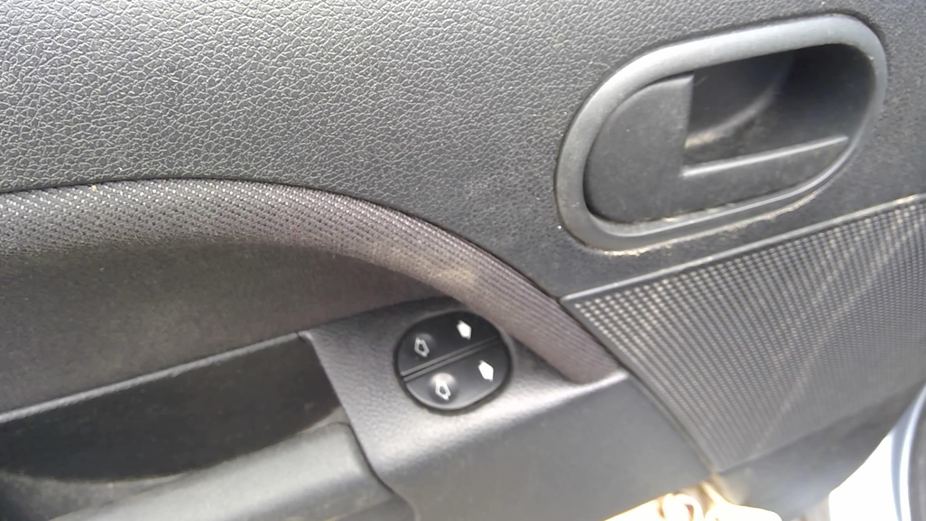 Image FORD FIESTA 5