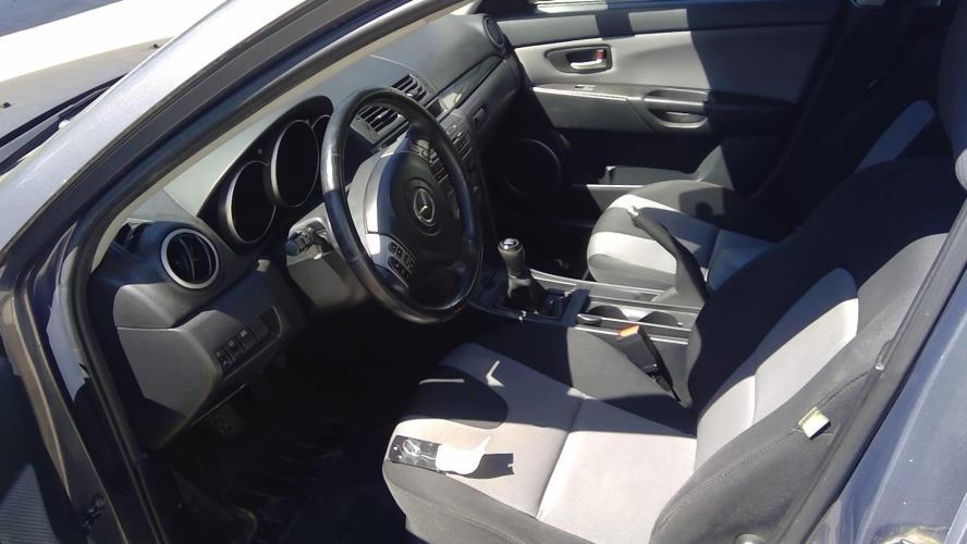 Image Plage arriere - MAZDA 3 1