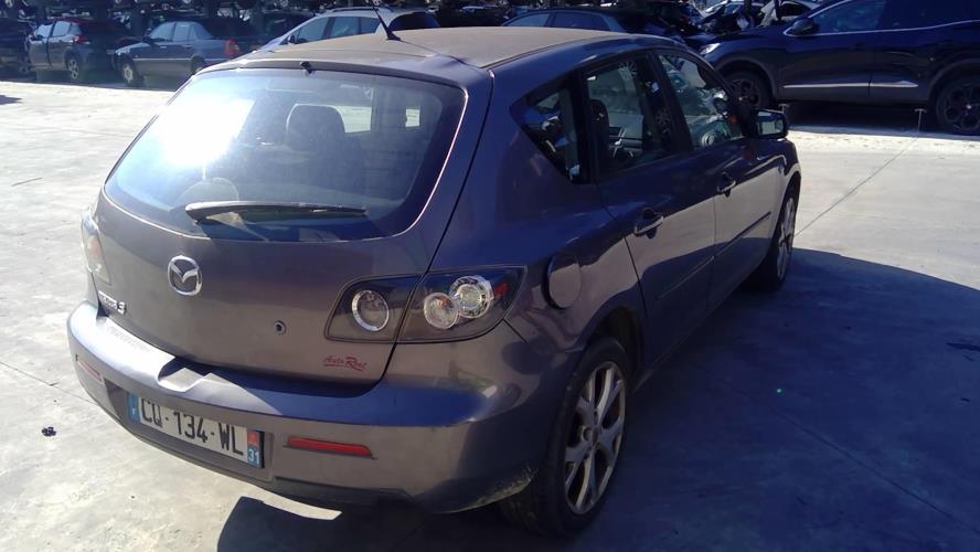 Image Plage arriere - MAZDA 3 1