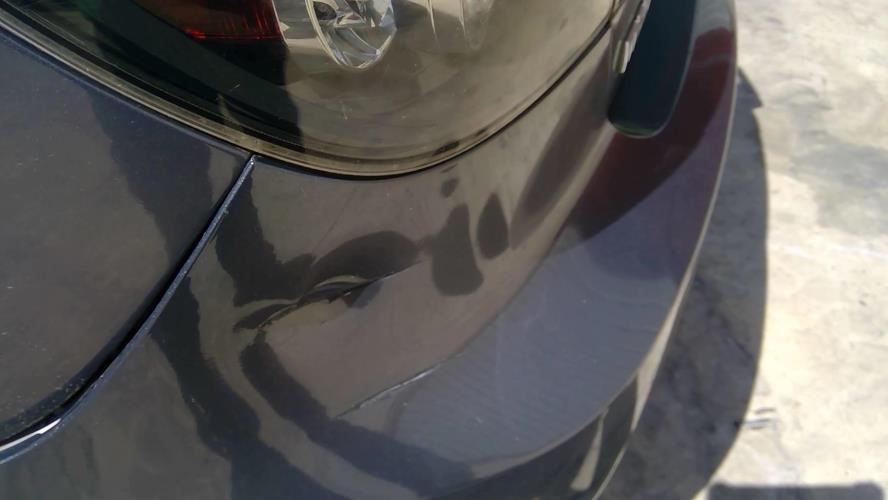 Image Plage arriere - MAZDA 3 1